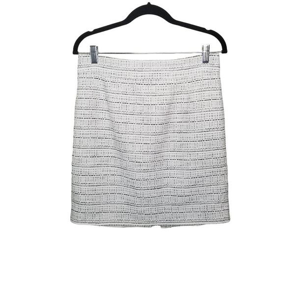 Banana Republic White & Black Pencil Skirt Size‎ 10 Petite - Picture 1 of 11